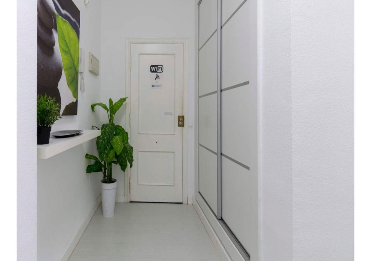 Lovely Studio At The City Heart! Málaga Esterno foto